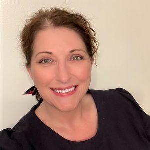 Meet your Posher, Sheila